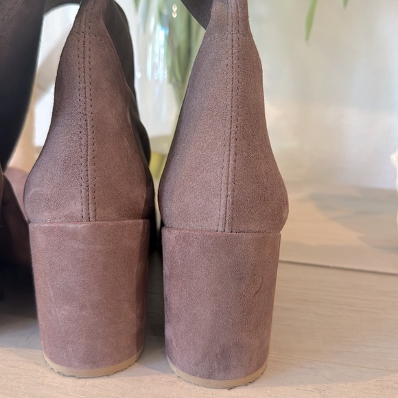 Stuart Weitzmen over-knee boots Suede - Picture 6 of 9